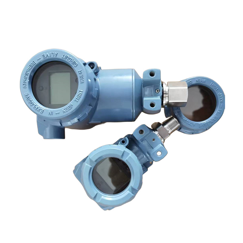 上自儀壓力變送器用于測量液體、氣體或蒸汽的液位、密度和壓力，然后轉變成4～20mA DC信號輸出。壓力變送器可與HART手操器相互通訊，通過它進行設定，監控或與上位機組成現場監控系統。